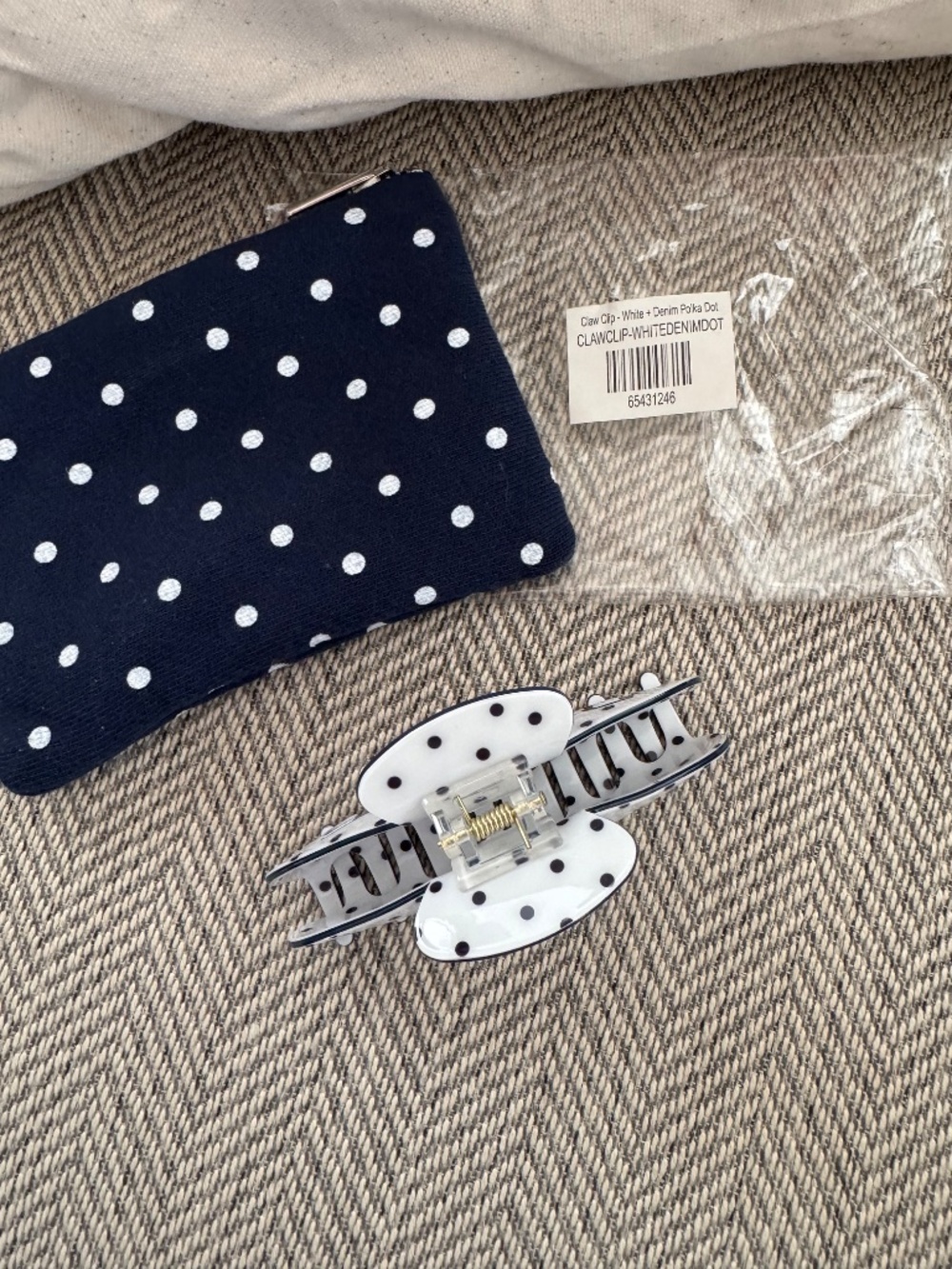 SOLD OUT - Parke Polka Dot Claw Clip White with Denim Blue Hair Accessories bag - Picture 5 of 6